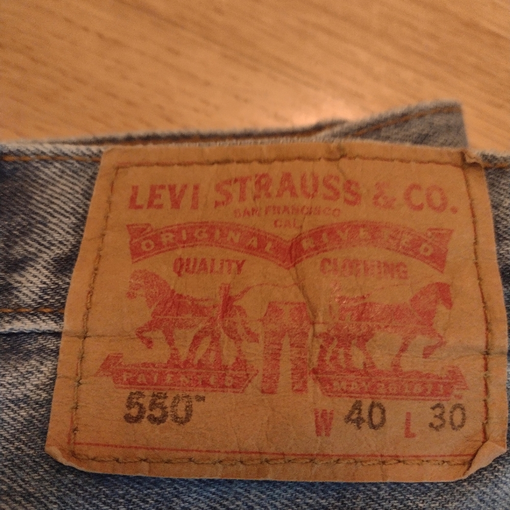 Levis